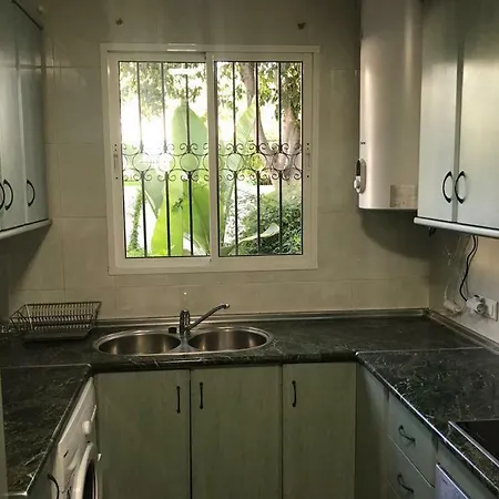 Pueblo Andaluz * נרחה