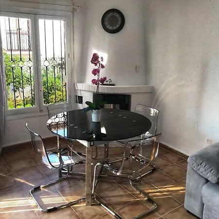 Pueblo Andaluz וילה *