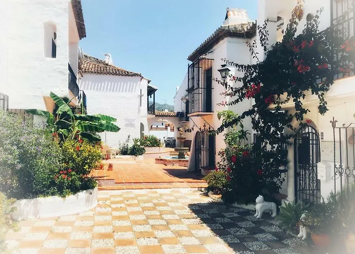 Pueblo Andaluz Вилла Нерха