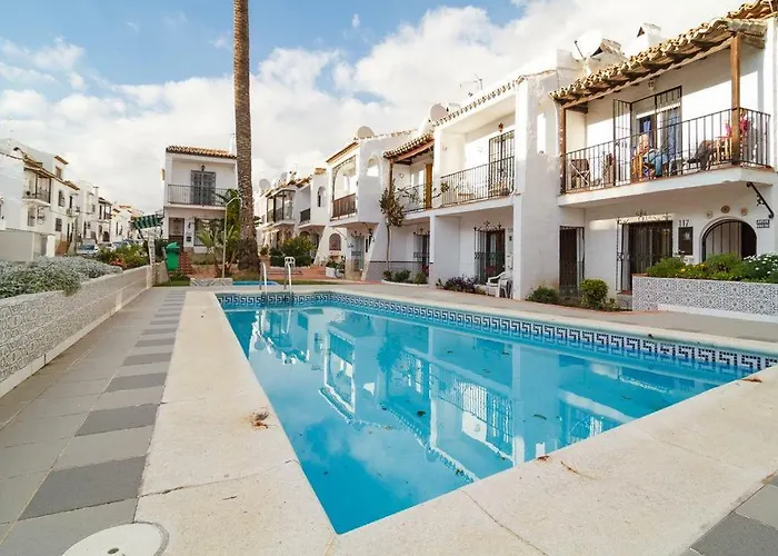 Villa Pueblo Andaluz *